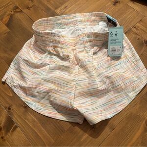 NWT DSG Stride Shorts - Girls Large - White Spacedye